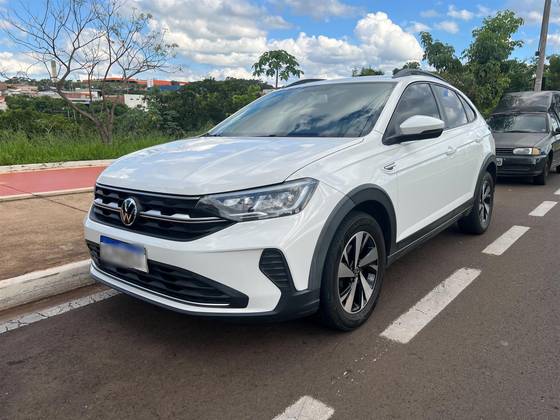 VOLKSWAGEN NIVUS 1.0 200 TSI TOTAL FLEX COMFORTLINE AUTOMÁTICO